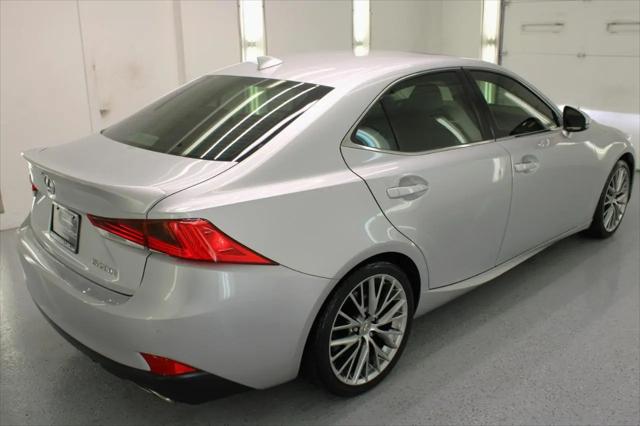 2017 Lexus IS 200t IS Turbo