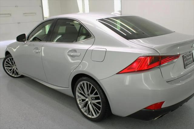 2017 Lexus IS 200t IS Turbo