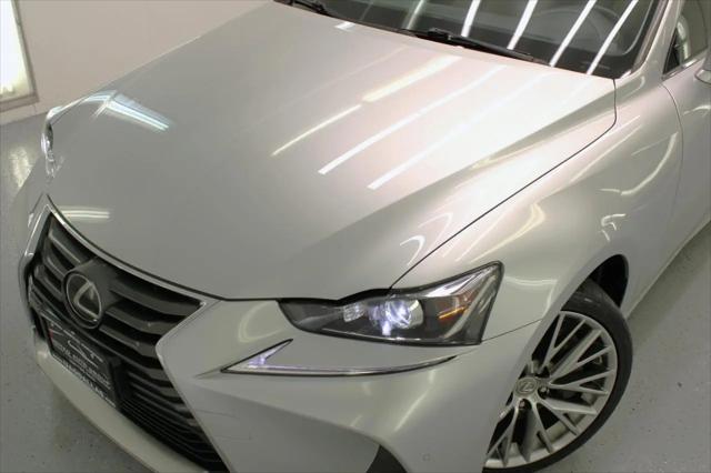 2017 Lexus IS 200t IS Turbo
