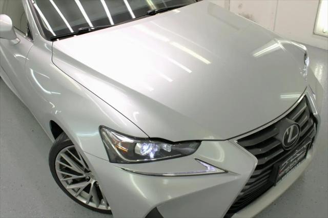 2017 Lexus IS 200t IS Turbo