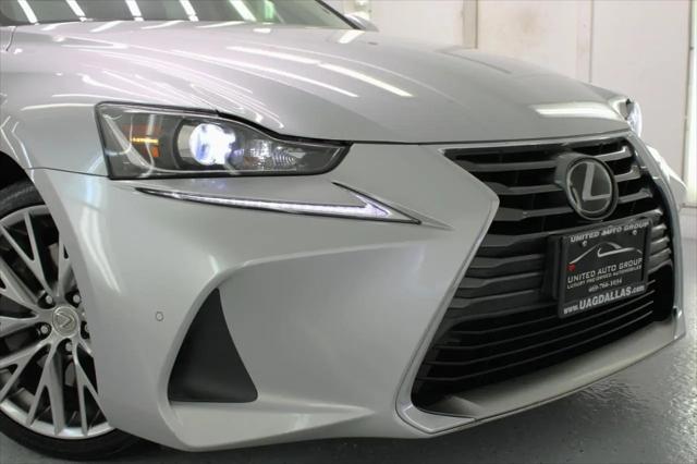 2017 Lexus IS 200t IS Turbo
