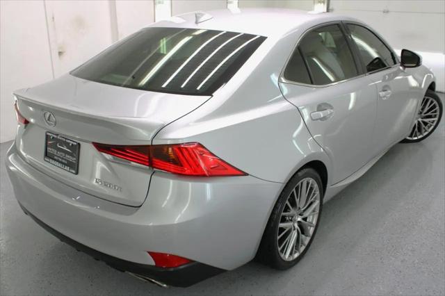 2017 Lexus IS 200t IS Turbo