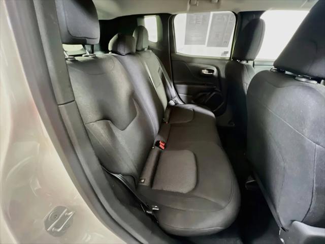 2023 Jeep Renegade Latitude 4x4