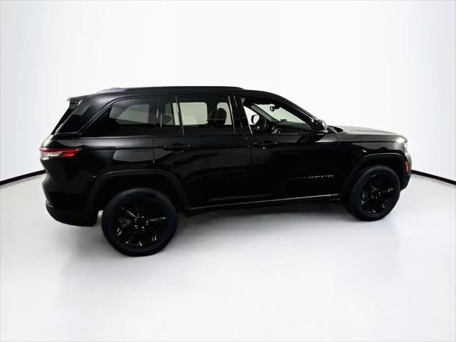 2023 Jeep Grand Cherokee Altitude 4x4