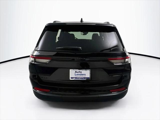 2023 Jeep Grand Cherokee Altitude 4x4