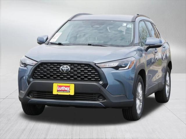 2024 Toyota Corolla Cross LE