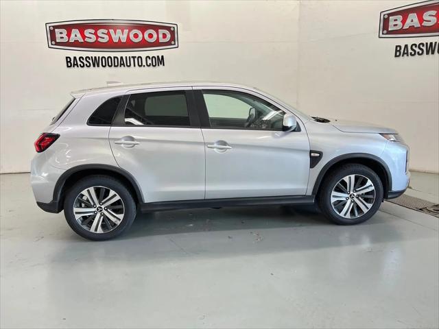 2024 Mitsubishi Outlander Sport ES