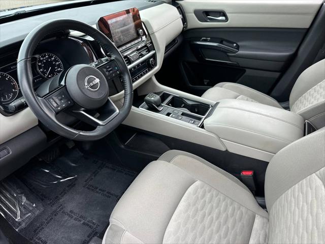 2022 Nissan Pathfinder SV 2WD