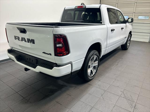 2025 Ram 1500 Tradesman Crew Cab 4x4 5'7" Box