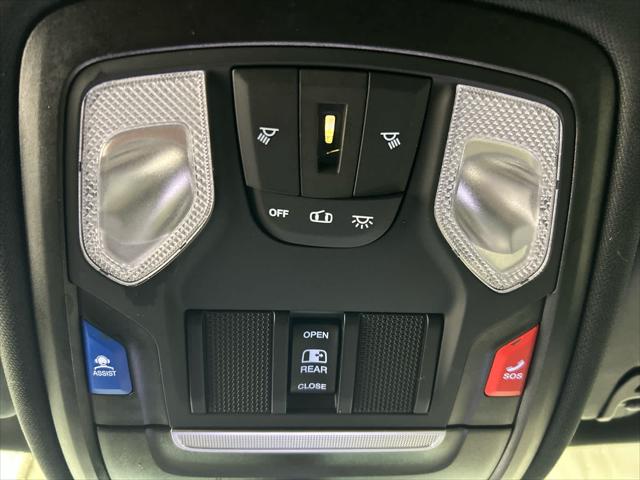 2025 Ram 1500 Tradesman Crew Cab 4x4 5'7" Box