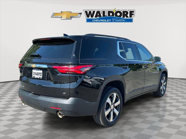 2023 Chevrolet Traverse AWD LT Leather