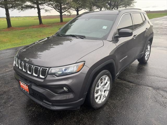 2023 Jeep Compass Latitude Lux FWD