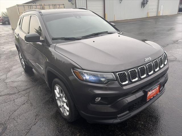 2023 Jeep Compass Latitude Lux FWD
