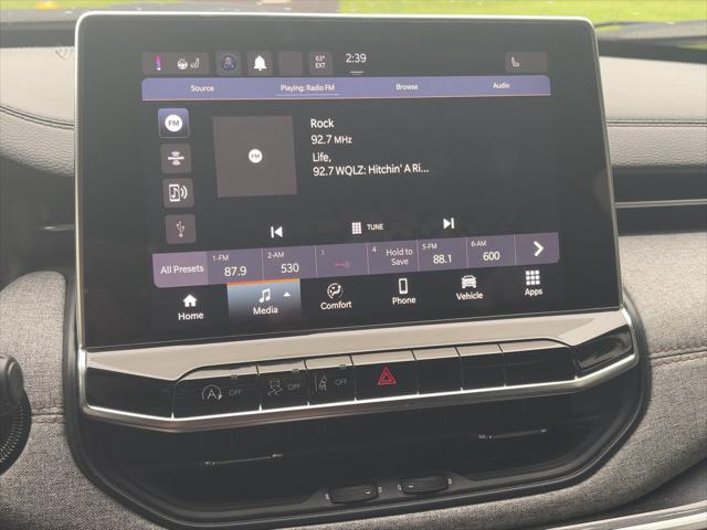 2023 Jeep Compass Latitude Lux FWD