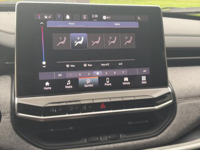2023 Jeep Compass Latitude Lux FWD