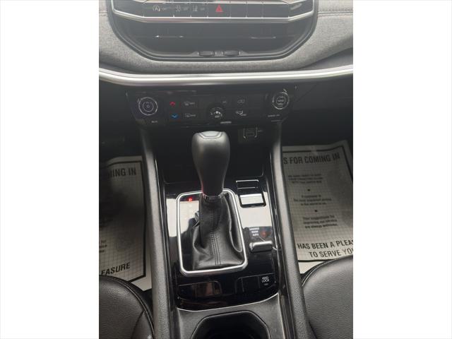 2023 Jeep Compass Latitude Lux FWD