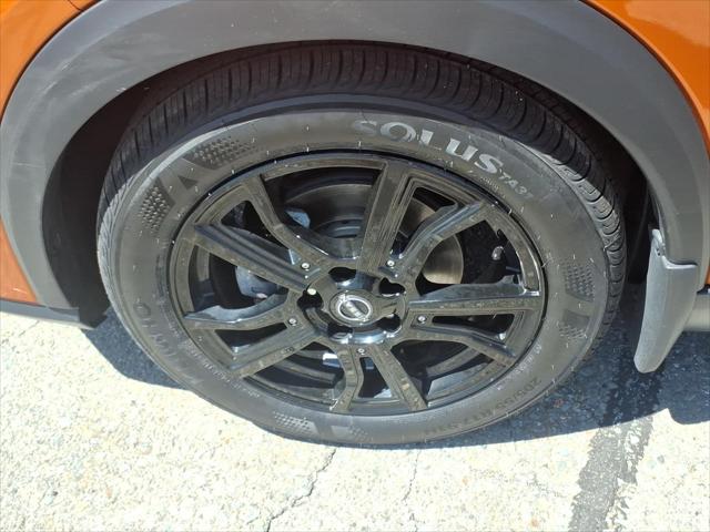 2023 Nissan Kicks SR Xtronic CVT