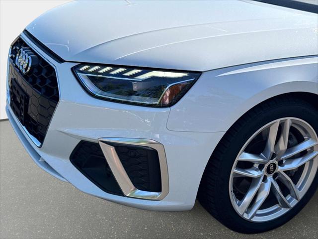2023 Audi A4 Premium Plus 45 TFSI S line quattro S tronic