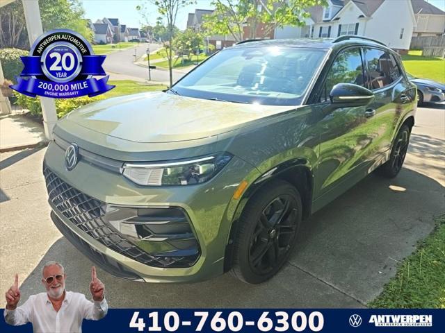 2025 Volkswagen Tiguan 2.0T SE R-Line Black 2025 Volkswagen Tiguan 2.0T SE R-Line Black