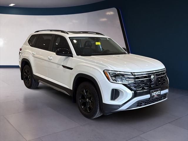 2024 Volkswagen Atlas 2.0T Peak Edition SEL for sale in Schofield, WI