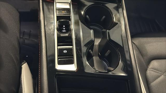 2024 Volkswagen Atlas 2.0T Peak Edition SEL