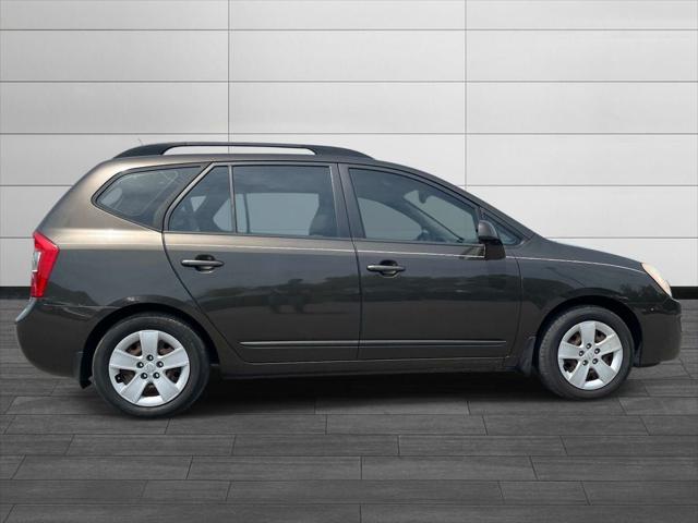 2009 Kia Rondo LX