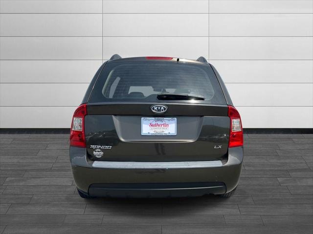 2009 Kia Rondo LX