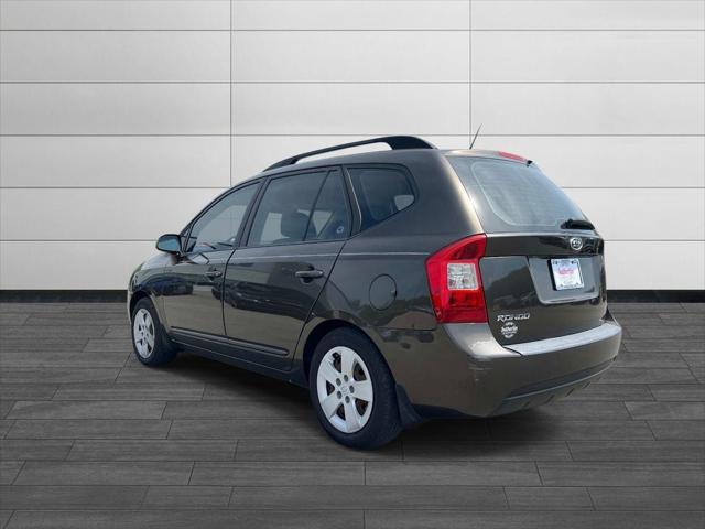 2009 Kia Rondo LX