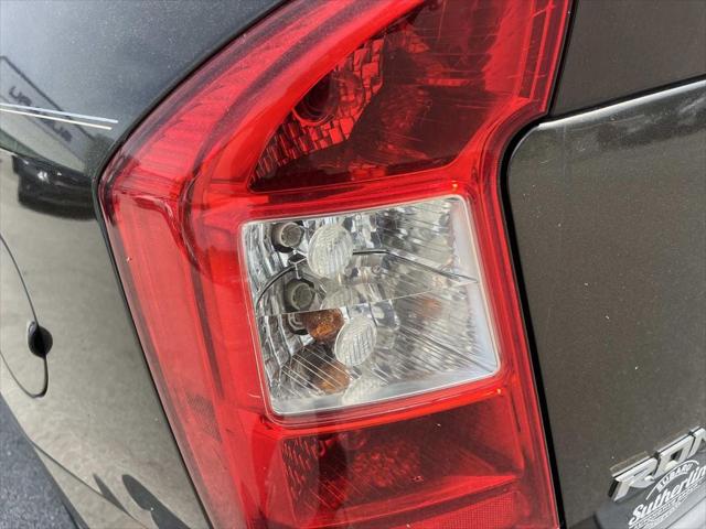 2009 Kia Rondo LX