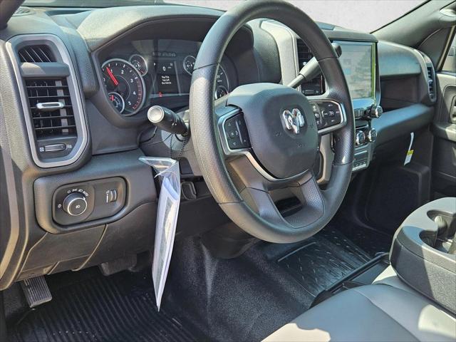 2026 RAM Ram 3500 Chassis Cab RAM 3500 TRADESMAN CREW CAB CHASSIS 4X4 60 CA