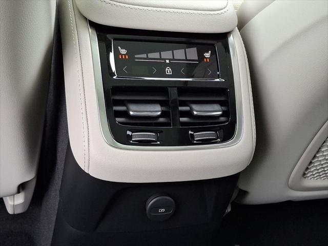 2026 Volvo XC90 Plug-In Hybrid Ultra, T8 AWD, Electric/Gasoline, Bright, 7 Seats