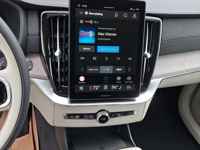 2026 Volvo XC90 Plug-In Hybrid Ultra, T8 AWD, Electric/Gasoline, Bright, 7 Seats