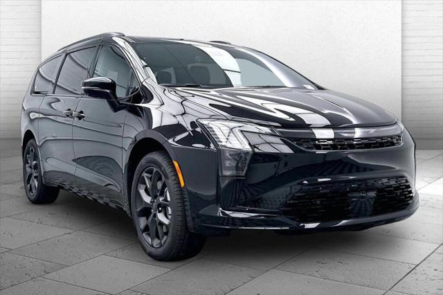 2027 Chrysler Pacifica Limited for sale in Papillion, NE