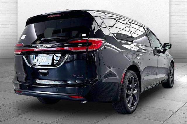2027 Chrysler Pacifica Limited