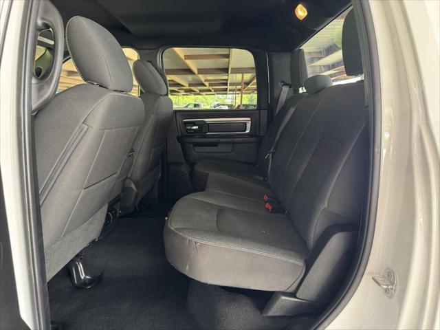 2024 Ram 1500 Classic Warlock Crew Cab 4x2 5'7" Box