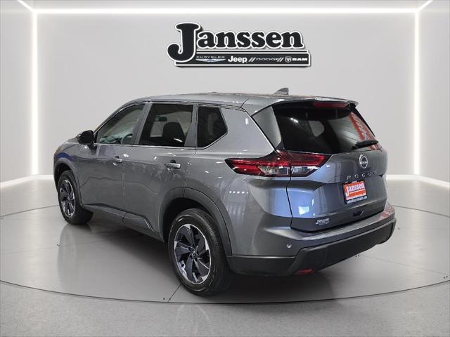 2025 Nissan Rogue SV FWD