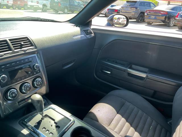 2014 Dodge Challenger SXT