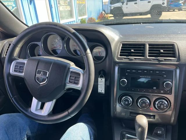 2014 Dodge Challenger SXT