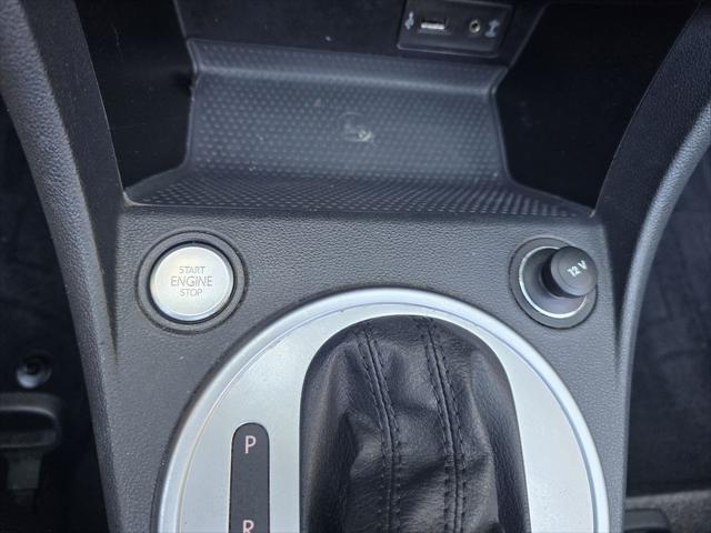 2016 Volkswagen Beetle 1.8T SE