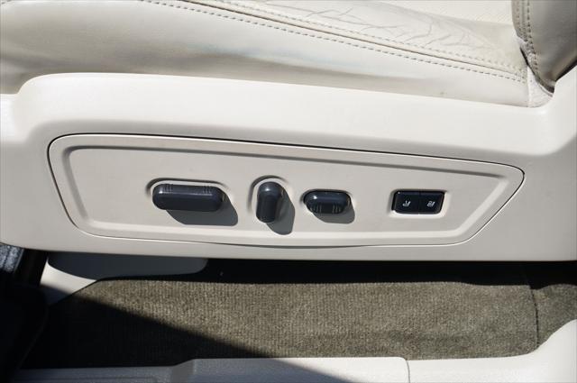 2016 Lincoln Navigator Select