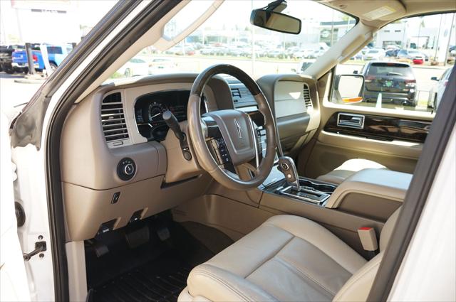 2016 Lincoln Navigator Select