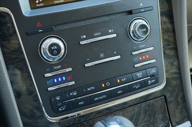 2016 Lincoln Navigator Select