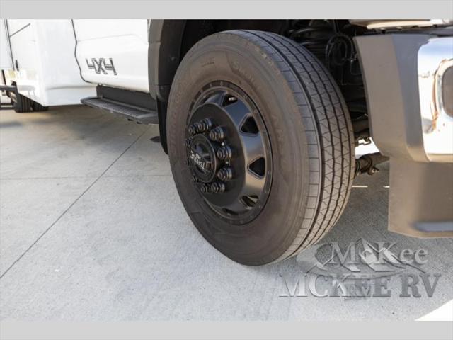 2026 Ford 600 XLT