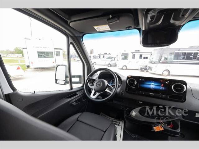 2025 Mercedes-Benz Sprinter 3500XD Chassis Standard Roof 4-Cyl Diesel HO