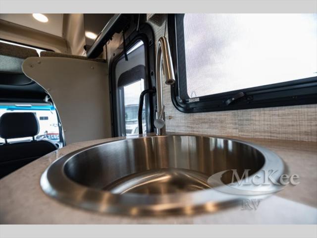 2025 Mercedes-Benz Sprinter 3500XD Chassis Standard Roof 4-Cyl Diesel HO