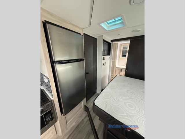 2023 Ford E-450 Cutaway Unknown