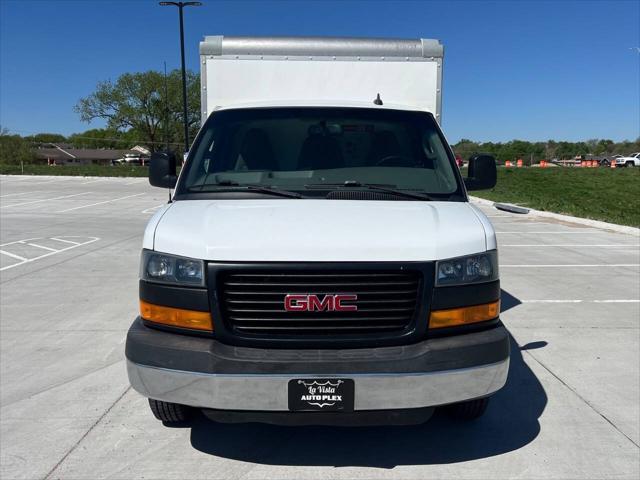 2019 GMC Savana Cutaway Work Van