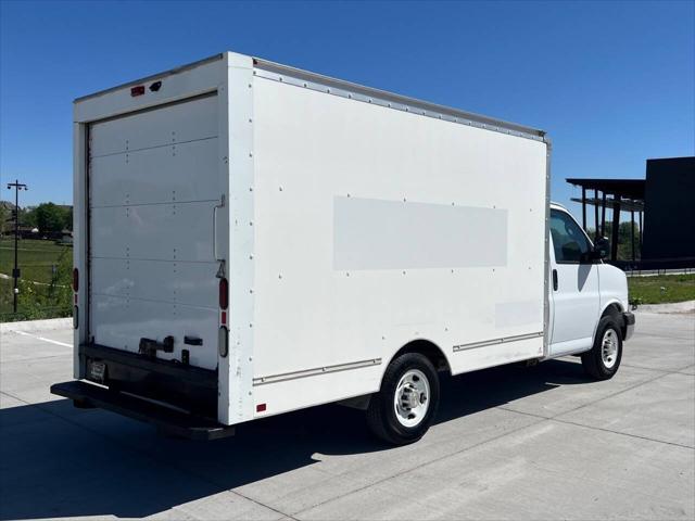 2019 GMC Savana Cutaway Work Van