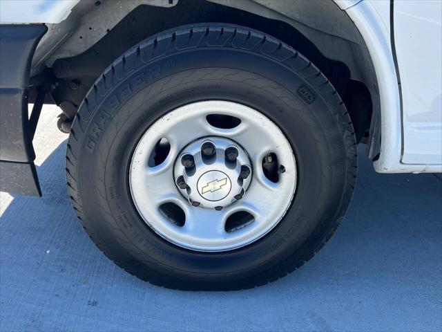 2021 Chevrolet Express Cargo Van RWD 2500 Regular Wheelbase WT