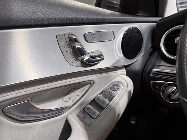 2016 Mercedes-Benz C-CLASS C 300 4MATIC Sedan